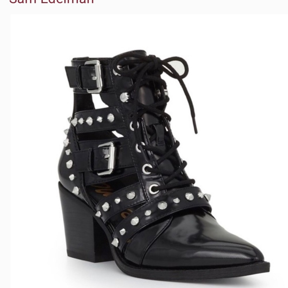 Sam Edelman booties free belt with the purchase !